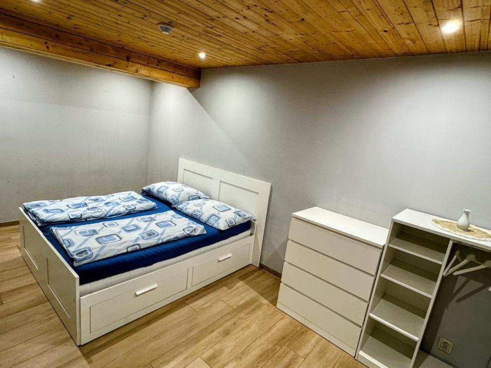 Horska Chata Severka Dolni Lomna Exterior foto